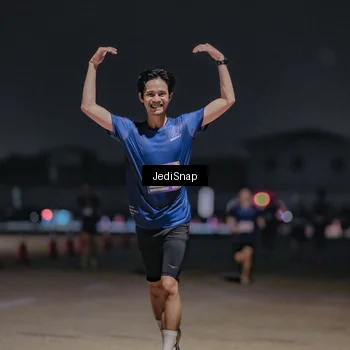 Runner Photo 7504188
