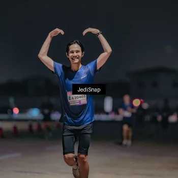 Runner Photo 7504190