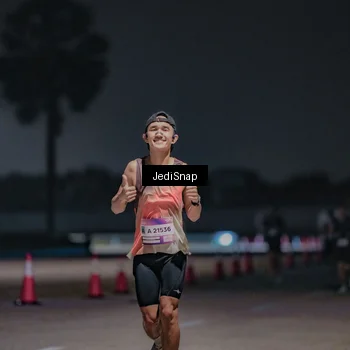 Runner Photo 7504193