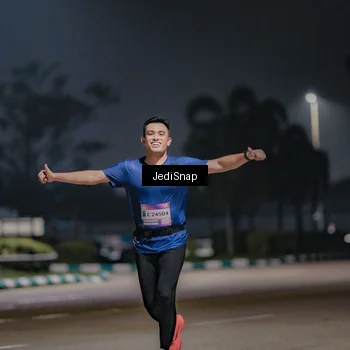 Runner Photo 7504197