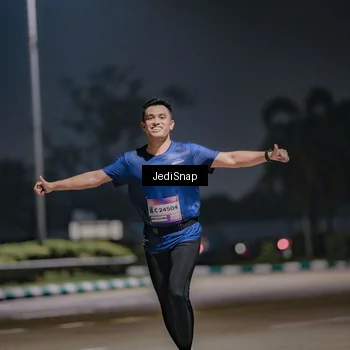 Runner Photo 7504200