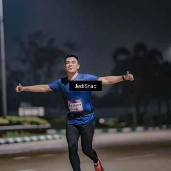 Runner Photo 7504203