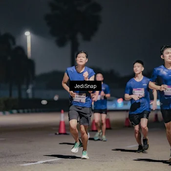 Runner Photo 7504208