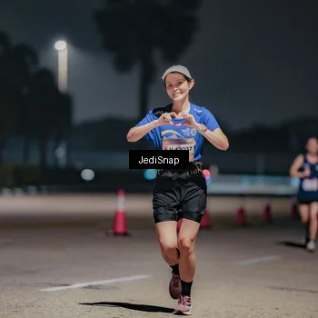 Runner Photo 7504233