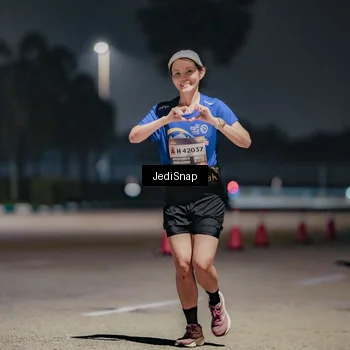 Runner Photo 7504238