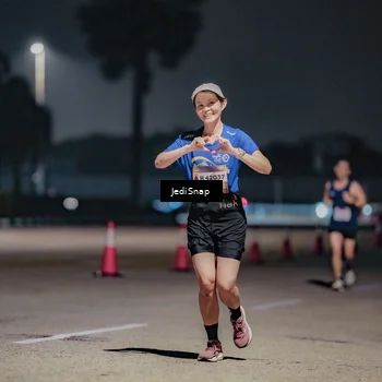 Runner Photo 7504242