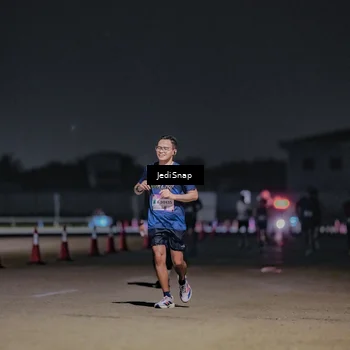 Runner Photo 7504248