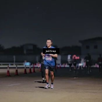 Runner Photo 7504251