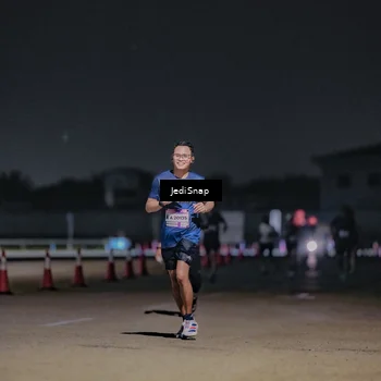 Runner Photo 7504252