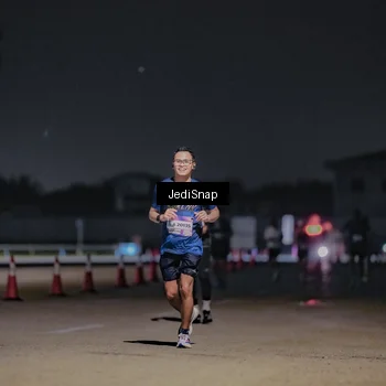 Runner Photo 7504253