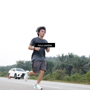 Runner Photo 7504268