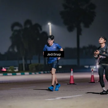 Runner Photo 7504286