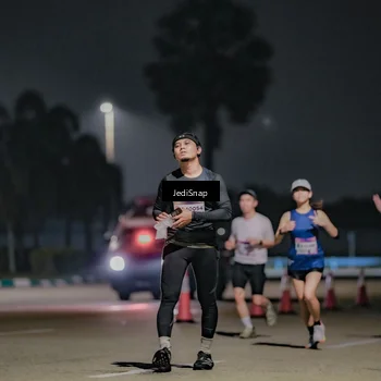 Runner Photo 7504293