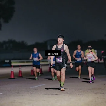 Runner Photo 7504341