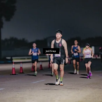 Runner Photo 7504343