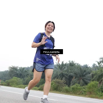 Runner Photo 7504345