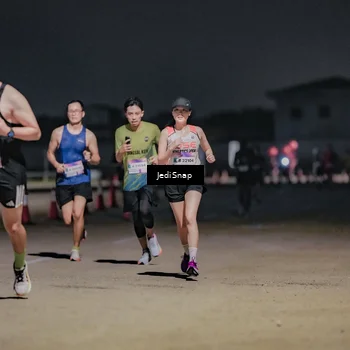 Runner Photo 7504347