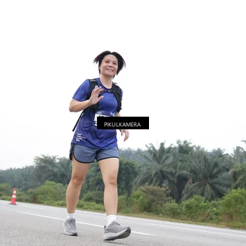 Runner Photo 7504350