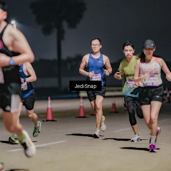 Runner Photo 7504354