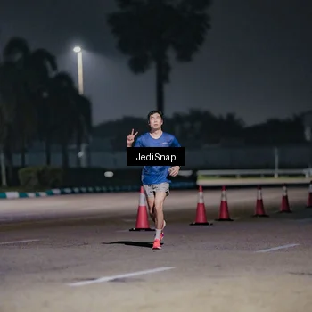 Runner Photo 7504360