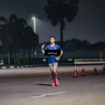 Runner Photo 7504364