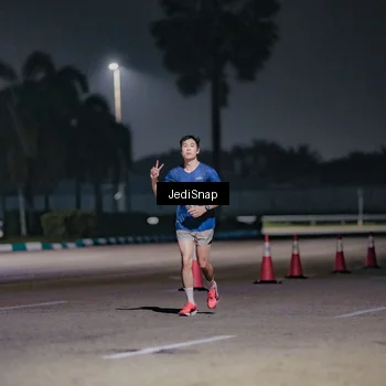 Runner Photo 7504365
