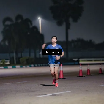 Runner Photo 7504366