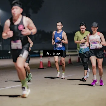 Runner Photo 7504367