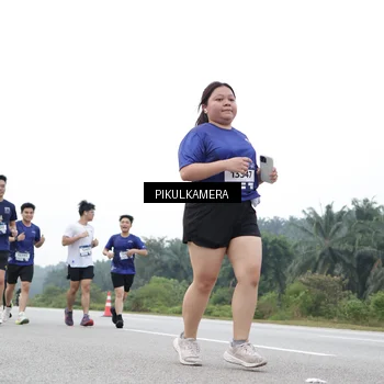 Runner Photo 7504370