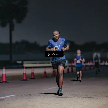 Runner Photo 7504375