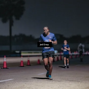 Runner Photo 7504385