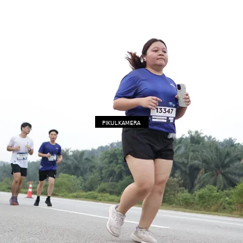 Runner Photo 7504386