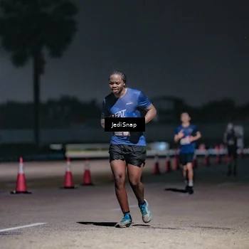 Runner Photo 7504389