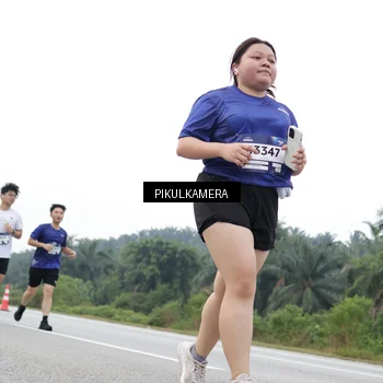 Runner Photo 7504395