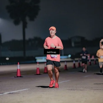 Runner Photo 7504423