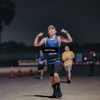 Runner Photo 7504430