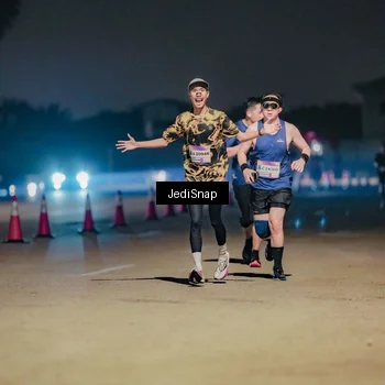 Runner Photo 7504468