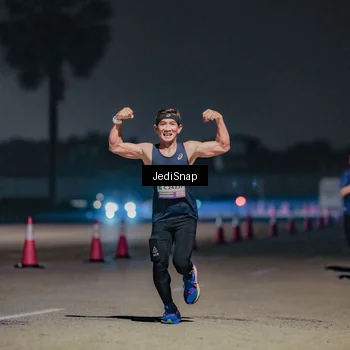 Runner Photo 7504469