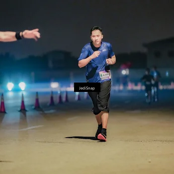 Runner Photo 7504489