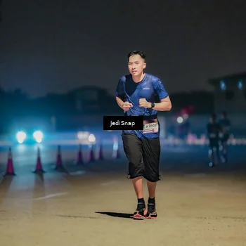 Runner Photo 7504493