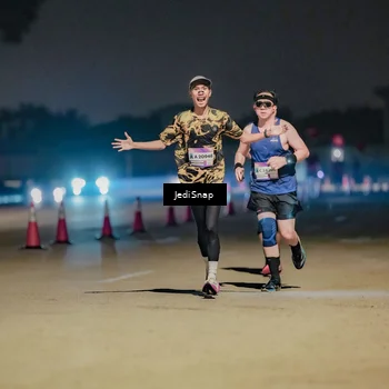 Runner Photo 7504495