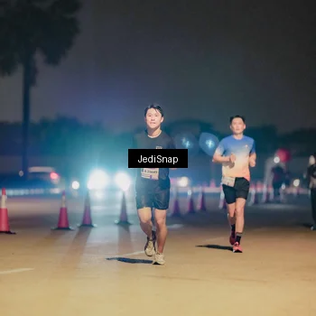 Runner Photo 7504498