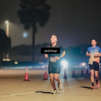 Runner Photo 7504509