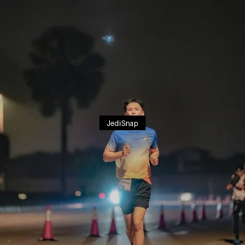 Runner Photo 7504515