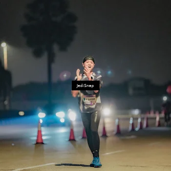 Runner Photo 7504535