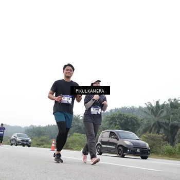 Runner Photo 7504538