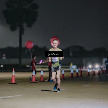Runner Photo 7504540