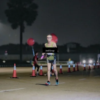 Runner Photo 7504552