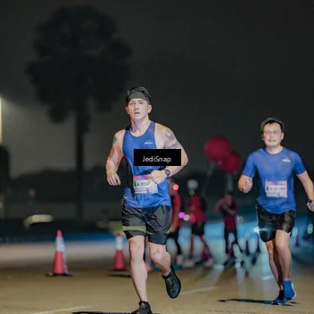 Runner Photo 7504553