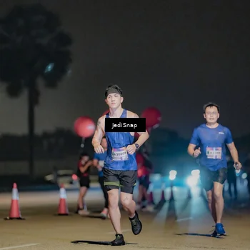 Runner Photo 7504554